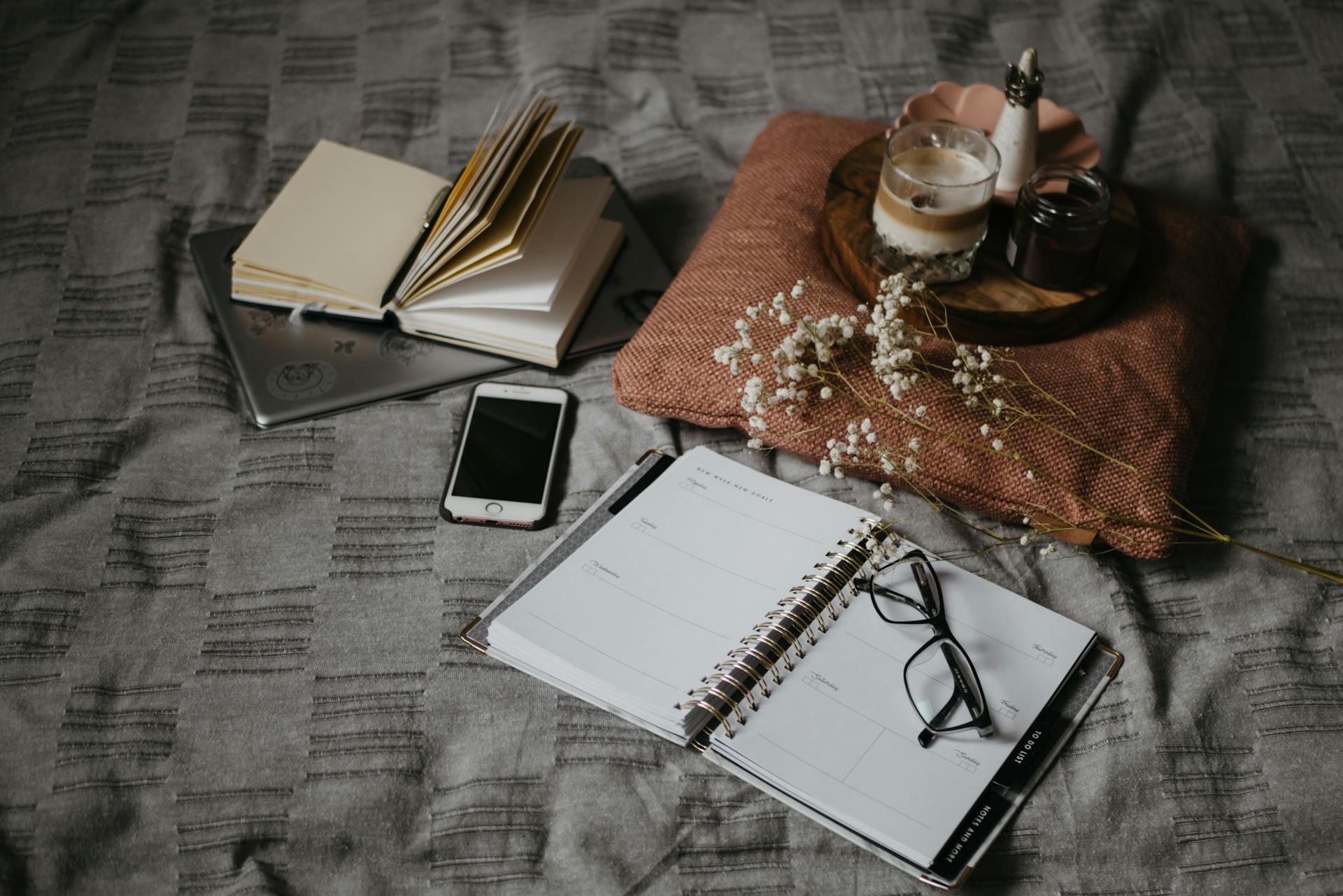 How to Fix Your Sleep Schedule Gently